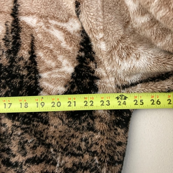 National wildlife federation Sherpa plush full zip jacket size L - Picture 7 of 8